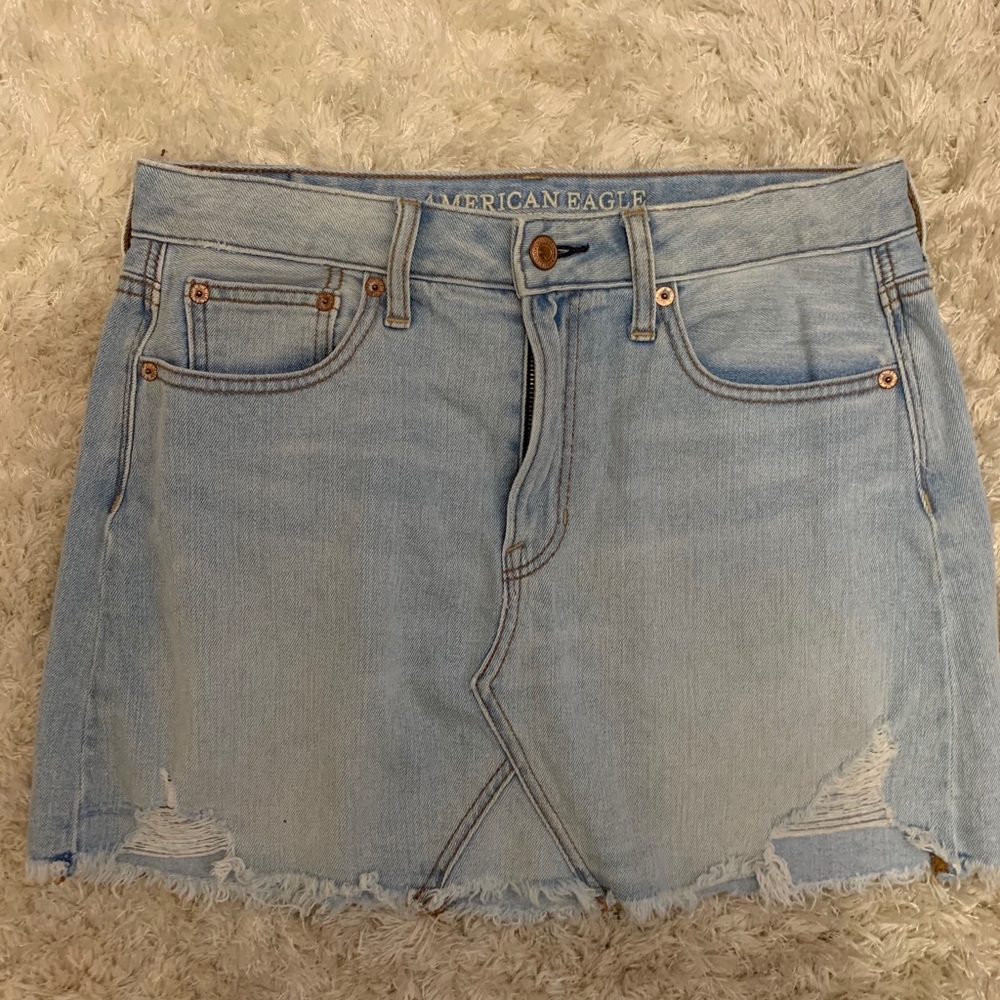 American Eagle Light Wash Denim Skirt